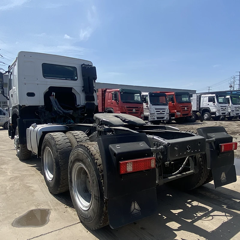 Китай Подержанный грузовик HOWO Sinotruk 6*4 371/375hp трактор для продажи