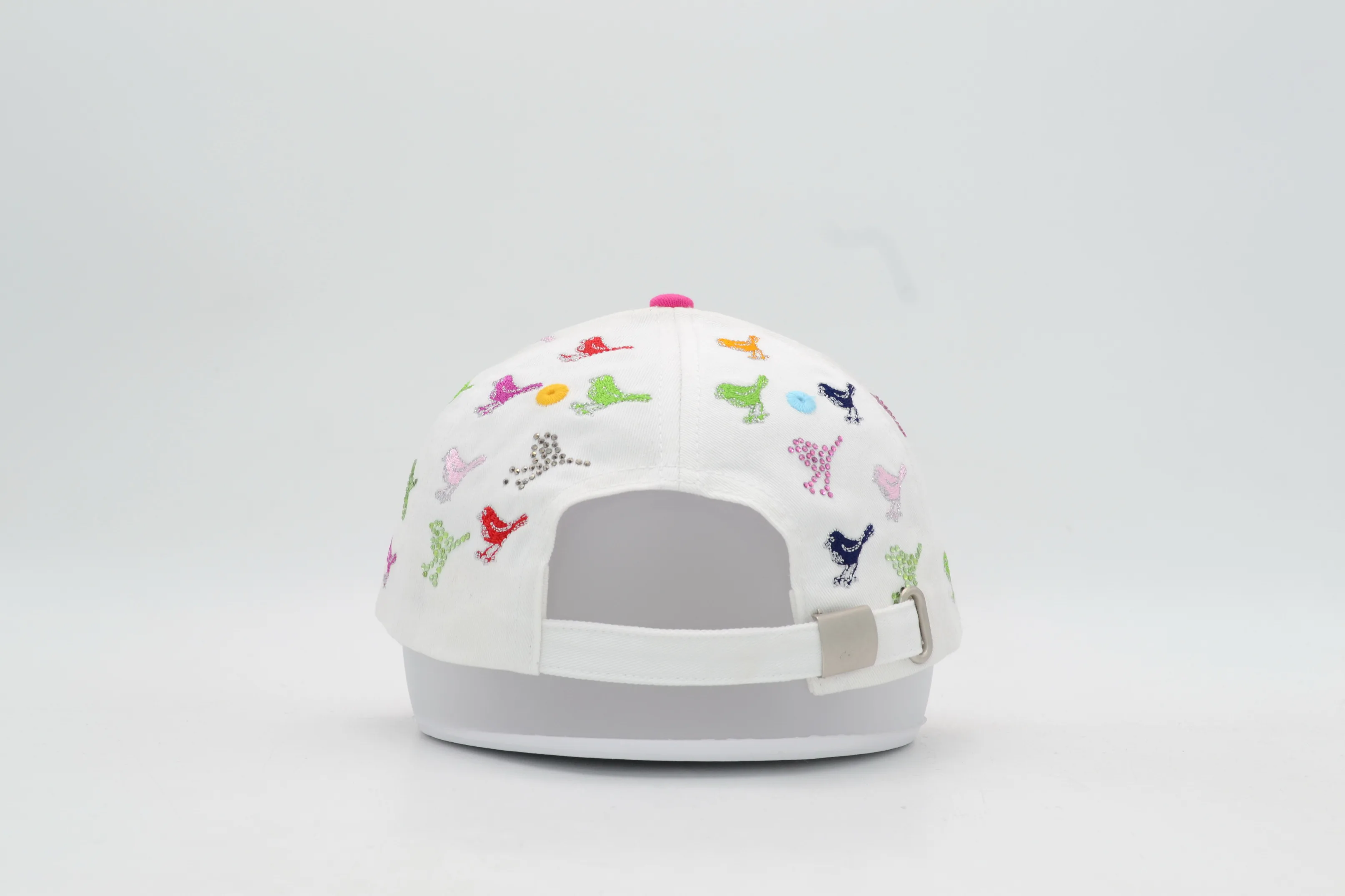 Custom 6 Panel golf baseball cap with diamond rhinestone embroider logo high quality standard girls cap