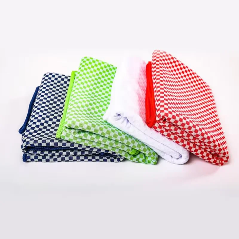 Top Quality Bamboo Charcoal Fiber Polyester Cool Sports Instant Cooling Towel