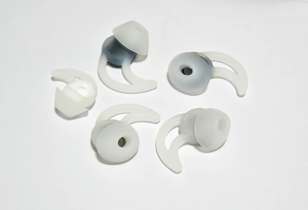 Anti-lost Silicone Hooks Earphone Accessories Two-color Design Silicone Hanger For Bose Earphone