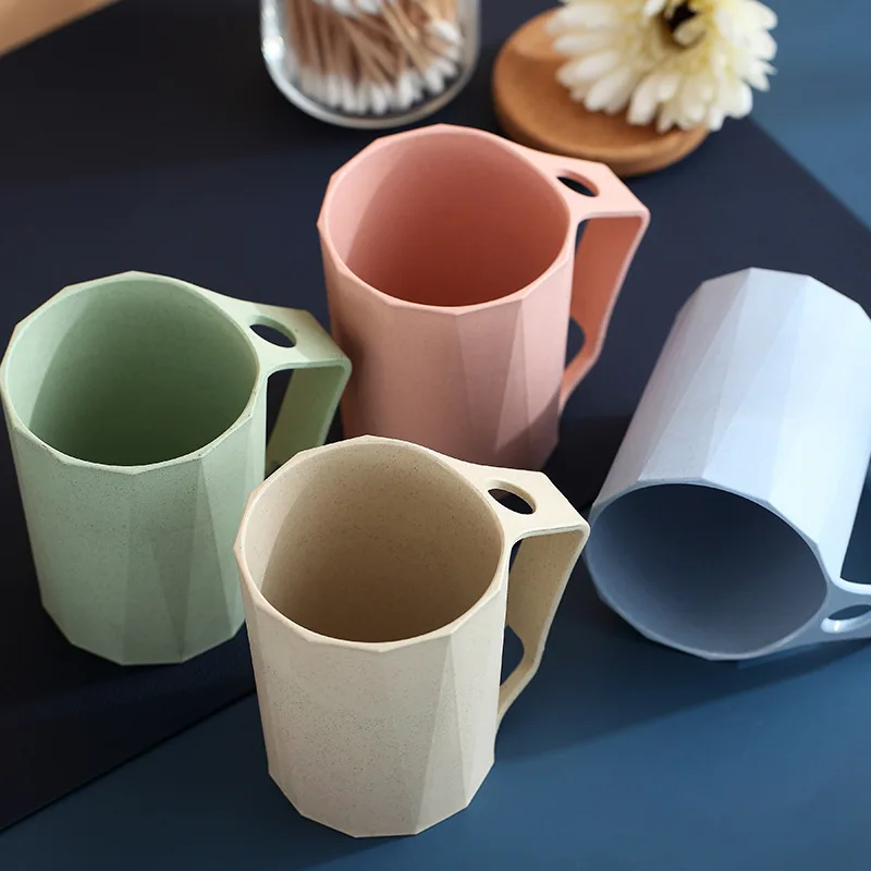 Eco friendly wheat straw water mug unbreakable plastic reusable biodegradable cup with lid for travel