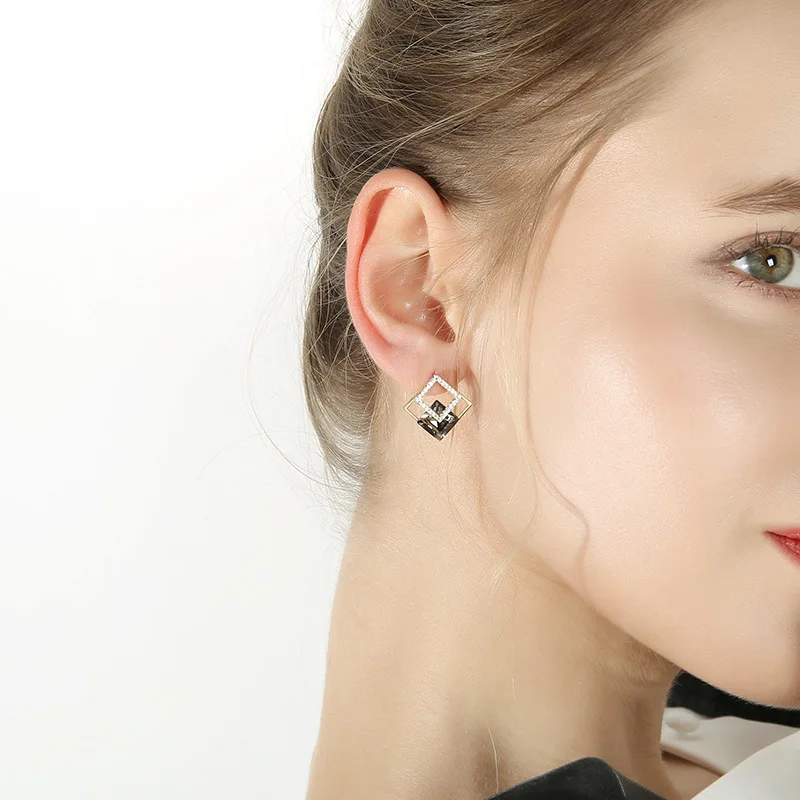 Luxury Fashion Geometric Rhombus Zircon Diamond Champagne Gold Grey Color Stud Earrings