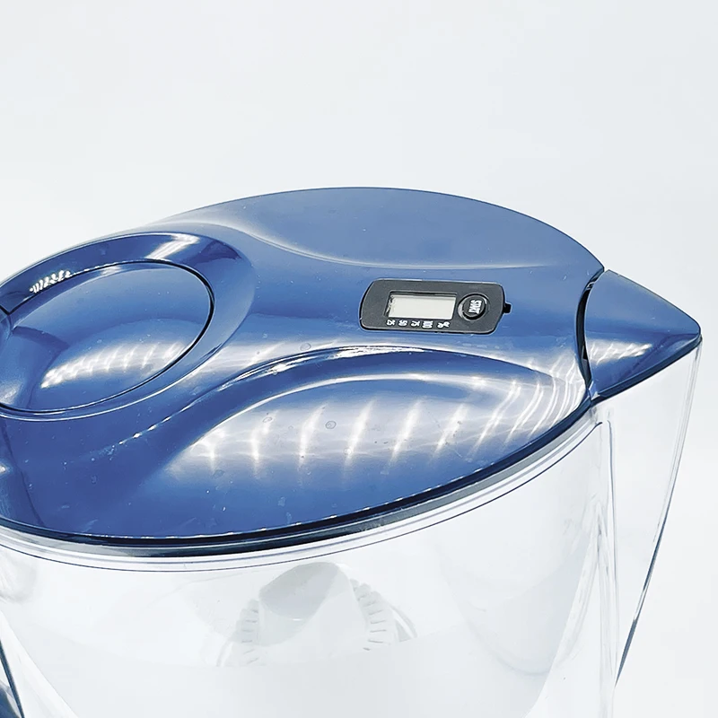 2022 New High Quality Portable Water Dispenser Water Filter Activated Carbon Jug Portable Water Filtration Bottle