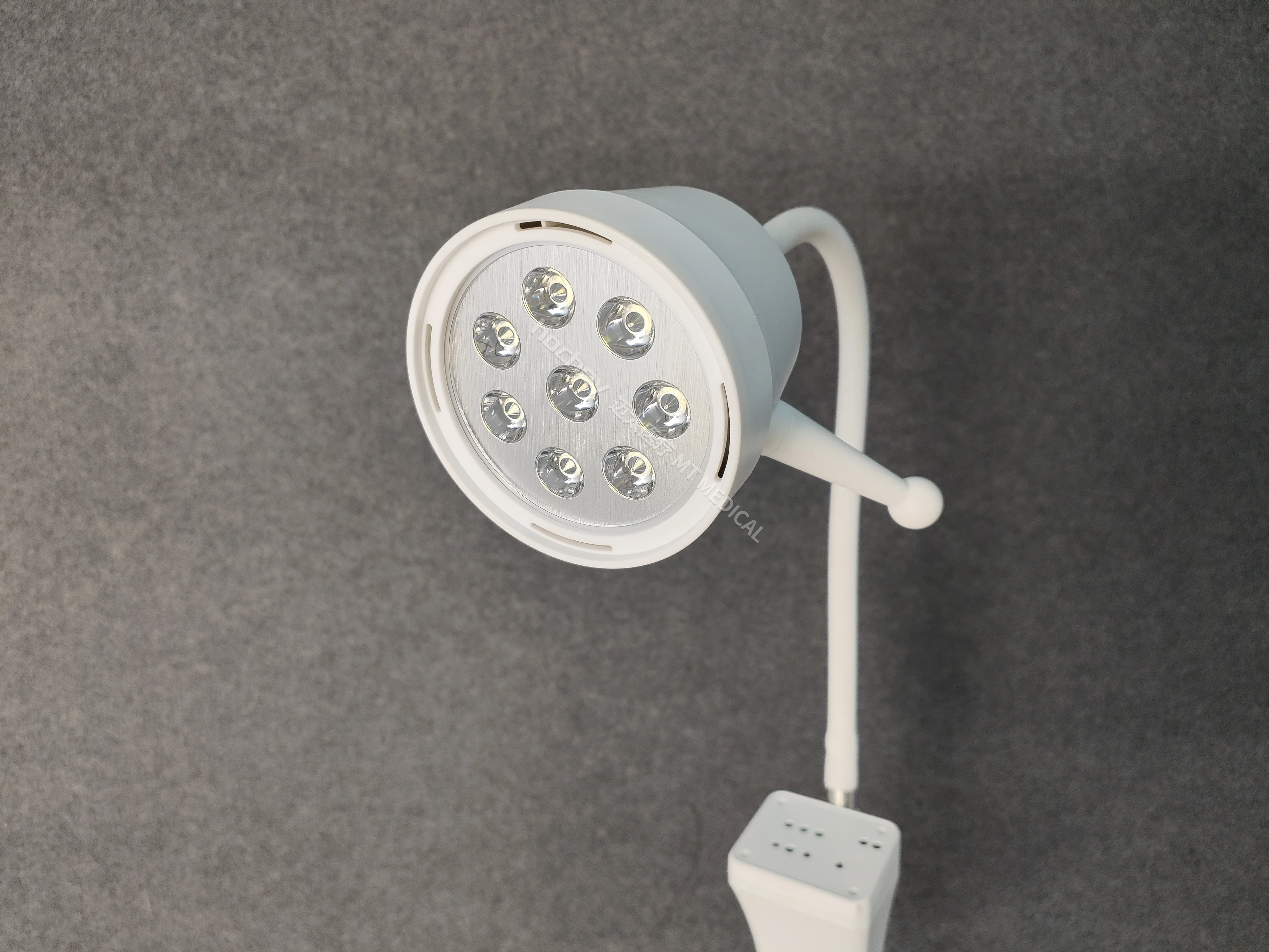 MT MEDICAL MedicaI Lamp  LED Mobile Standing Surgical Examination Lamp HospitaI Equipment Operating Room Light