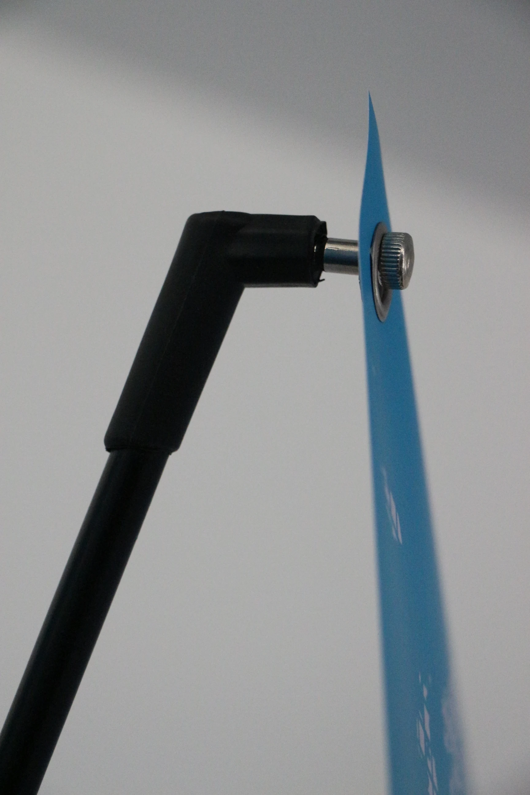 Экономичная серебристая алюминиевая реклама X баннер 60*160 стенд индивидуальный размер