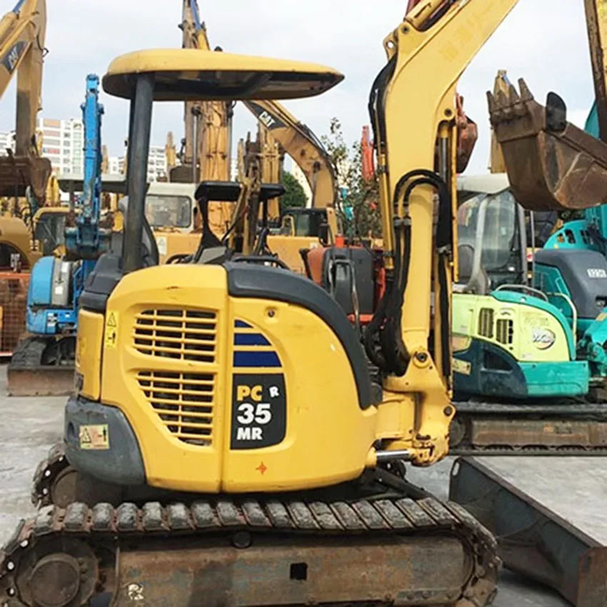 Komatsu 35 used almost new hydraulic crawler excavator