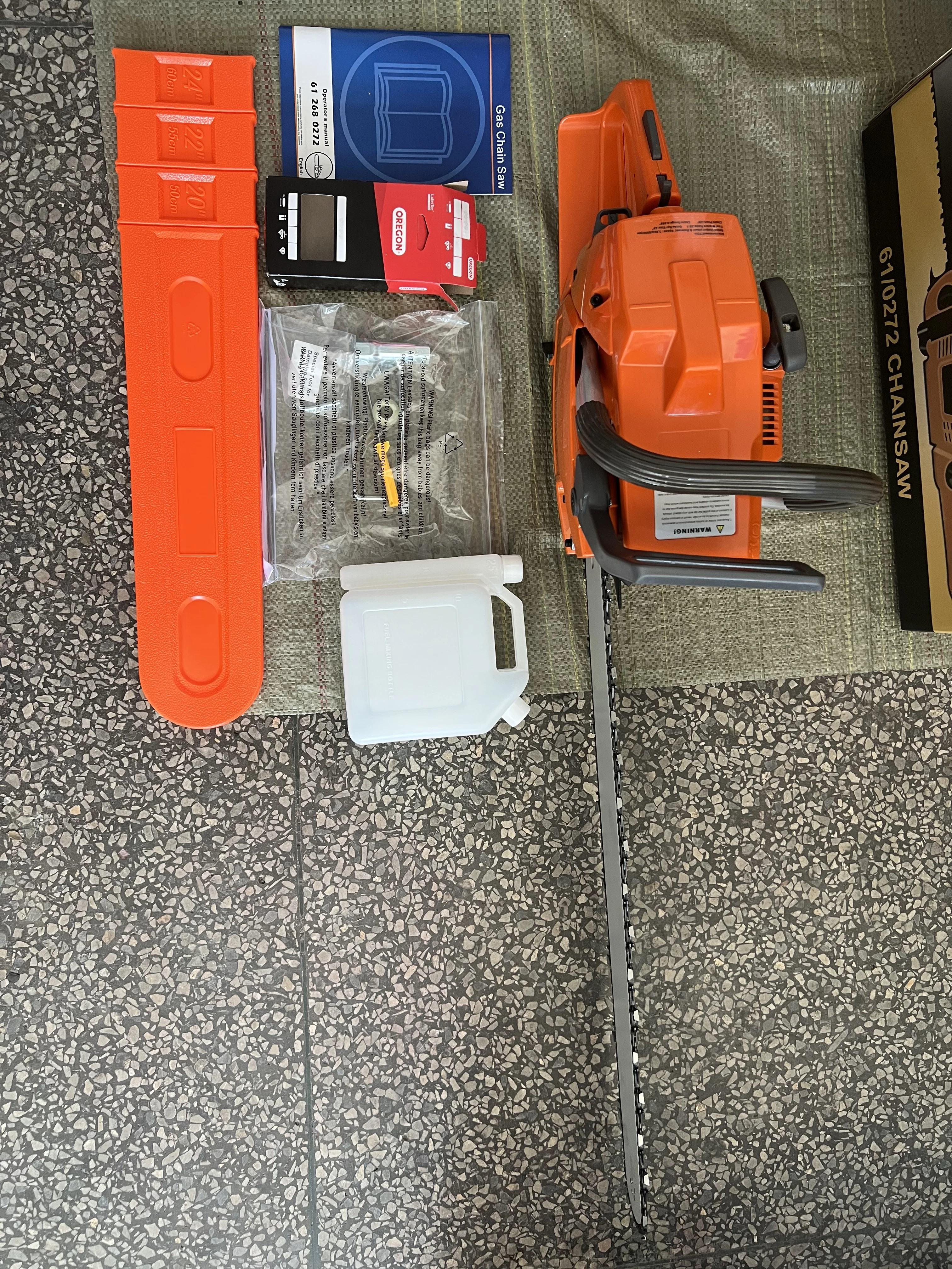 72CC Hus272 Chainsaw Professional Chainsaws 2-Stroke Petrol Chainsaw