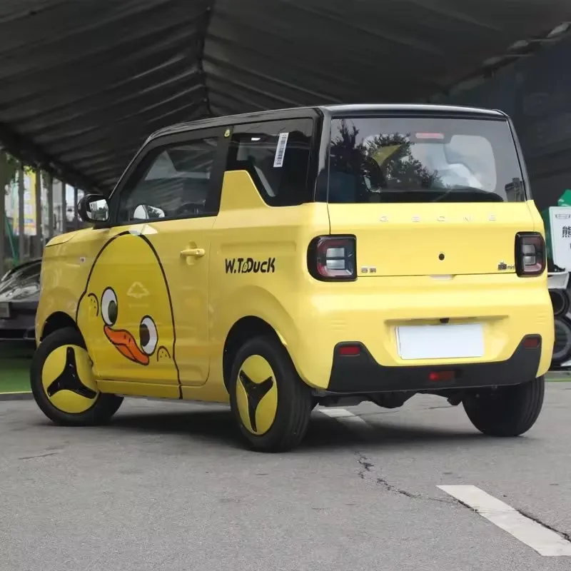 Новый энергетический автомобиль мини-автомобиль по дешевой цене электромобиль 2023 маленький geely panda mini ev электрический