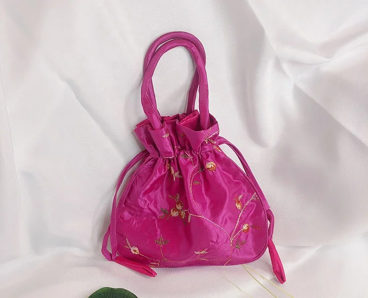 Women fashion embroidery flower decoration handmade handbag