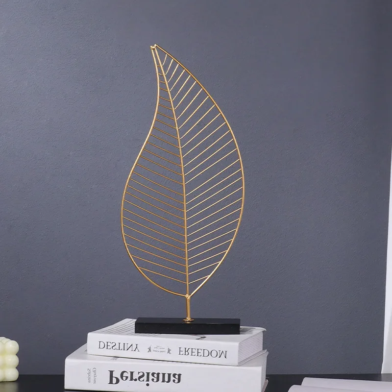 Simple Metal Leaf Ornaments Nordic Creative Home Wine Cabinet Office Living Room Desktop Metal Decoration