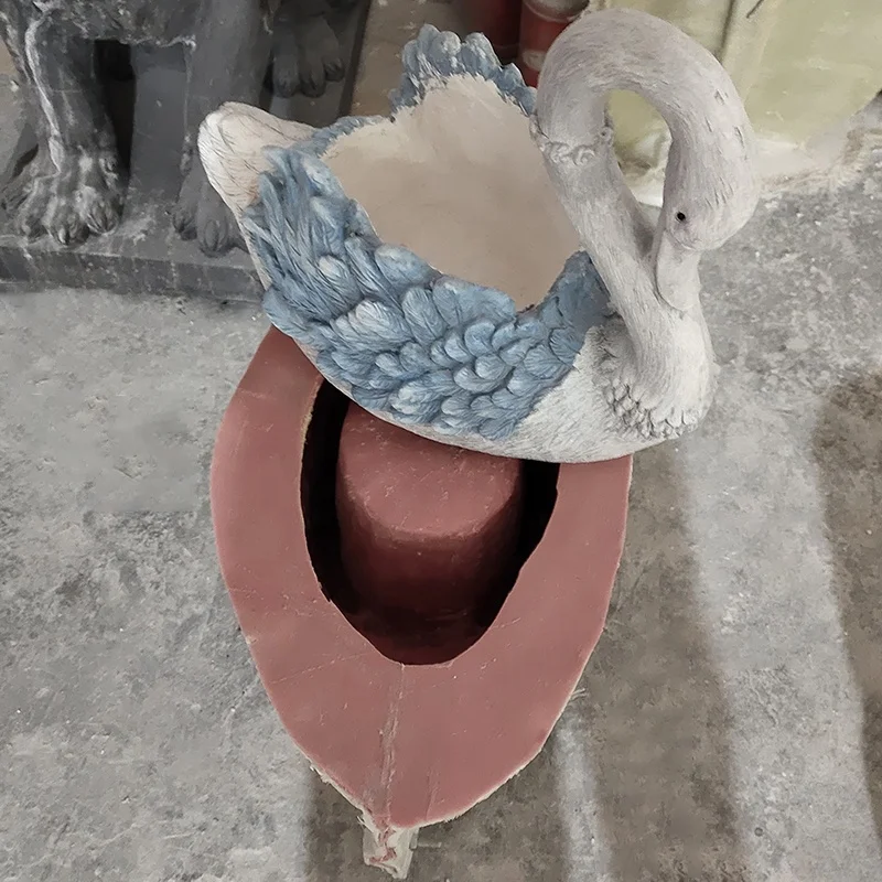 Various Beautiful Fiberglass Molds for Concrete Pot Custom Concrete Molds Garden Decoration Large Planter Molds for Concrete