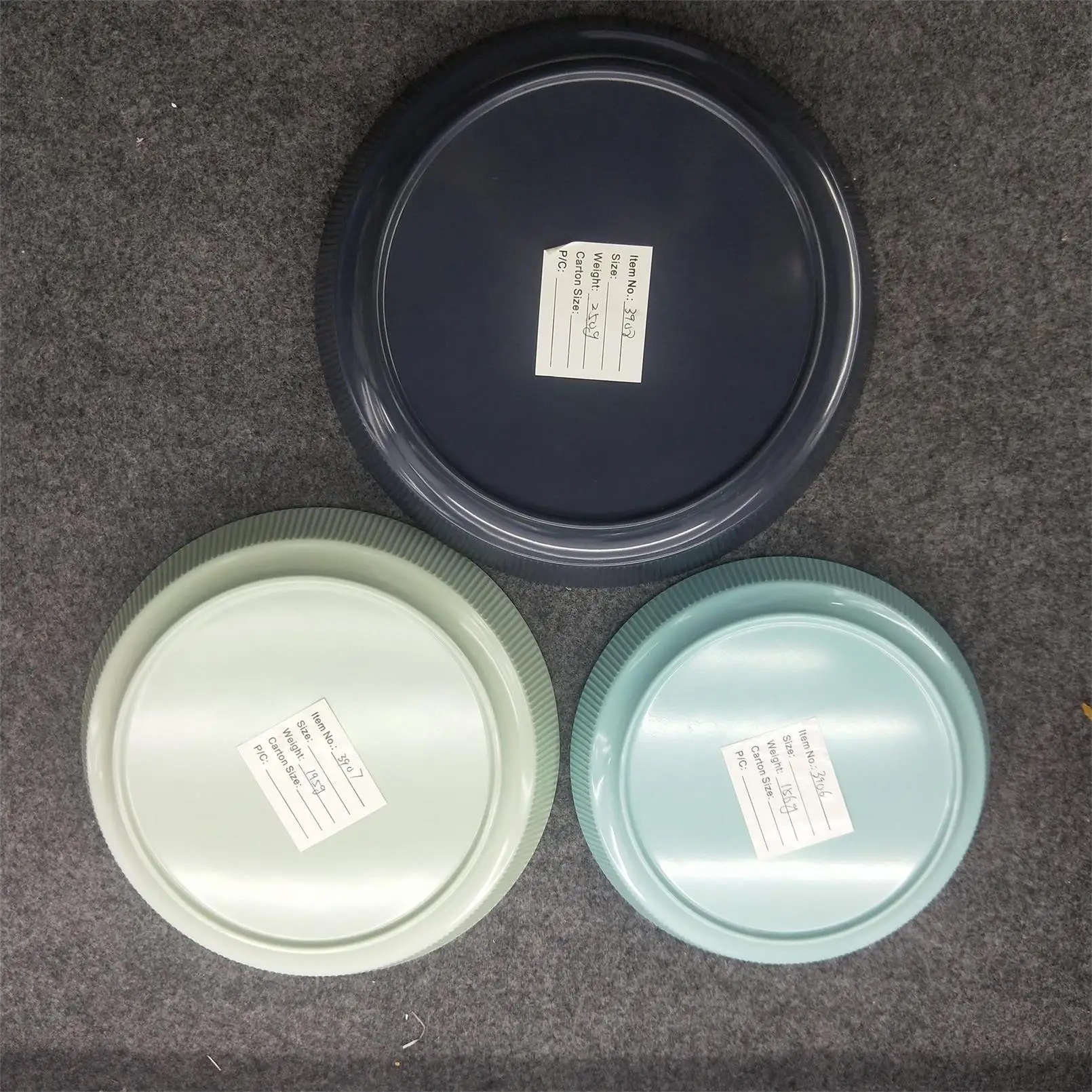 Food grade Two Tone Color Deep Round Plate Melamine soup serving dinner plates