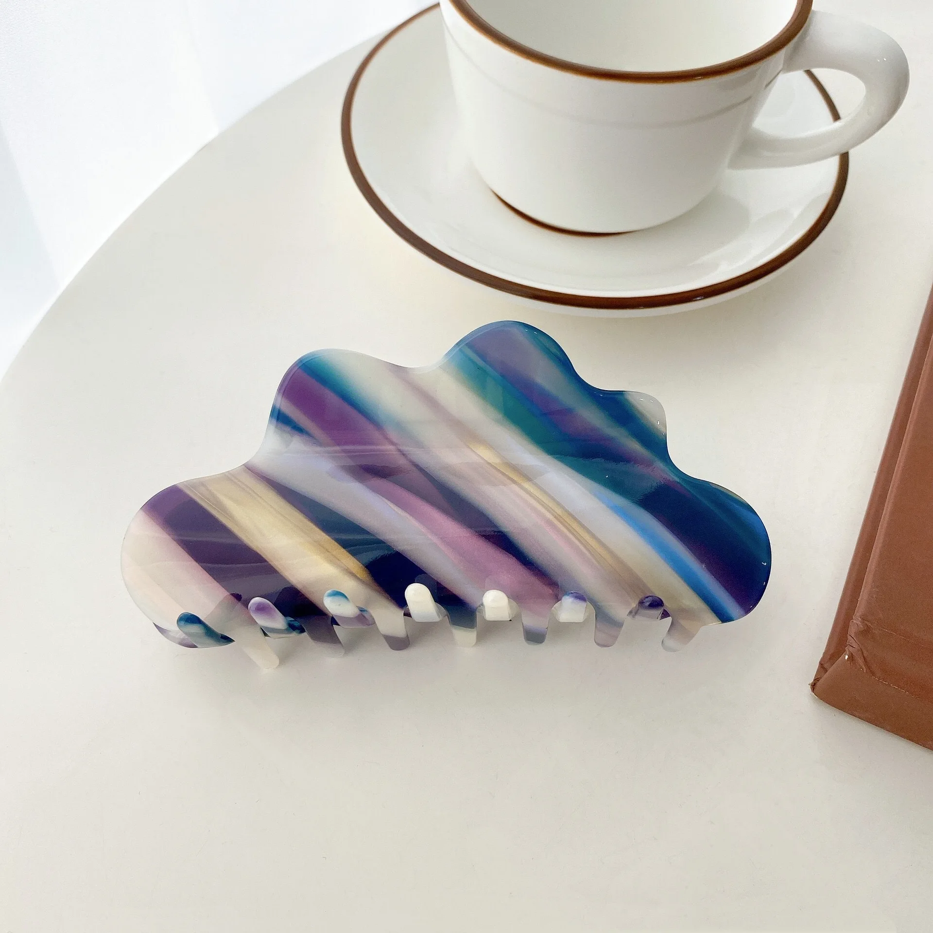 13cm  New Design Colorful Rainbow Large Hair Claw Clip Cellulose Acetate Gradient Hair Claw Clips for Girls
