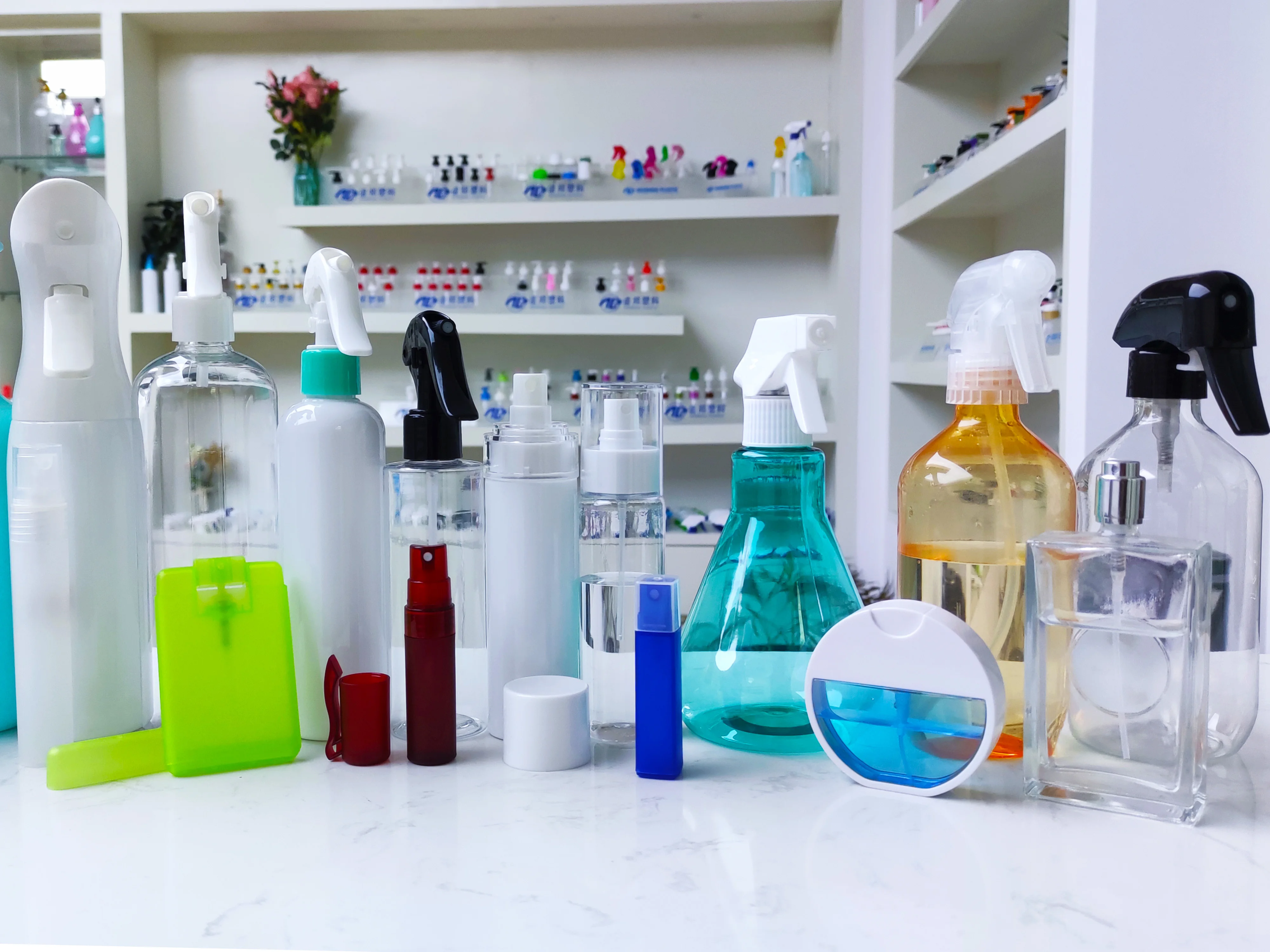 Empty custom color 500ml square transparent  body lotion liquid soap shampoo dispenser PET plastic bottles suppliers