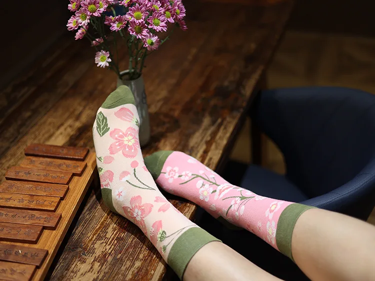Fashion romantic women pink sakura flower vintage cotton socks colorful funny AB mismatched socks