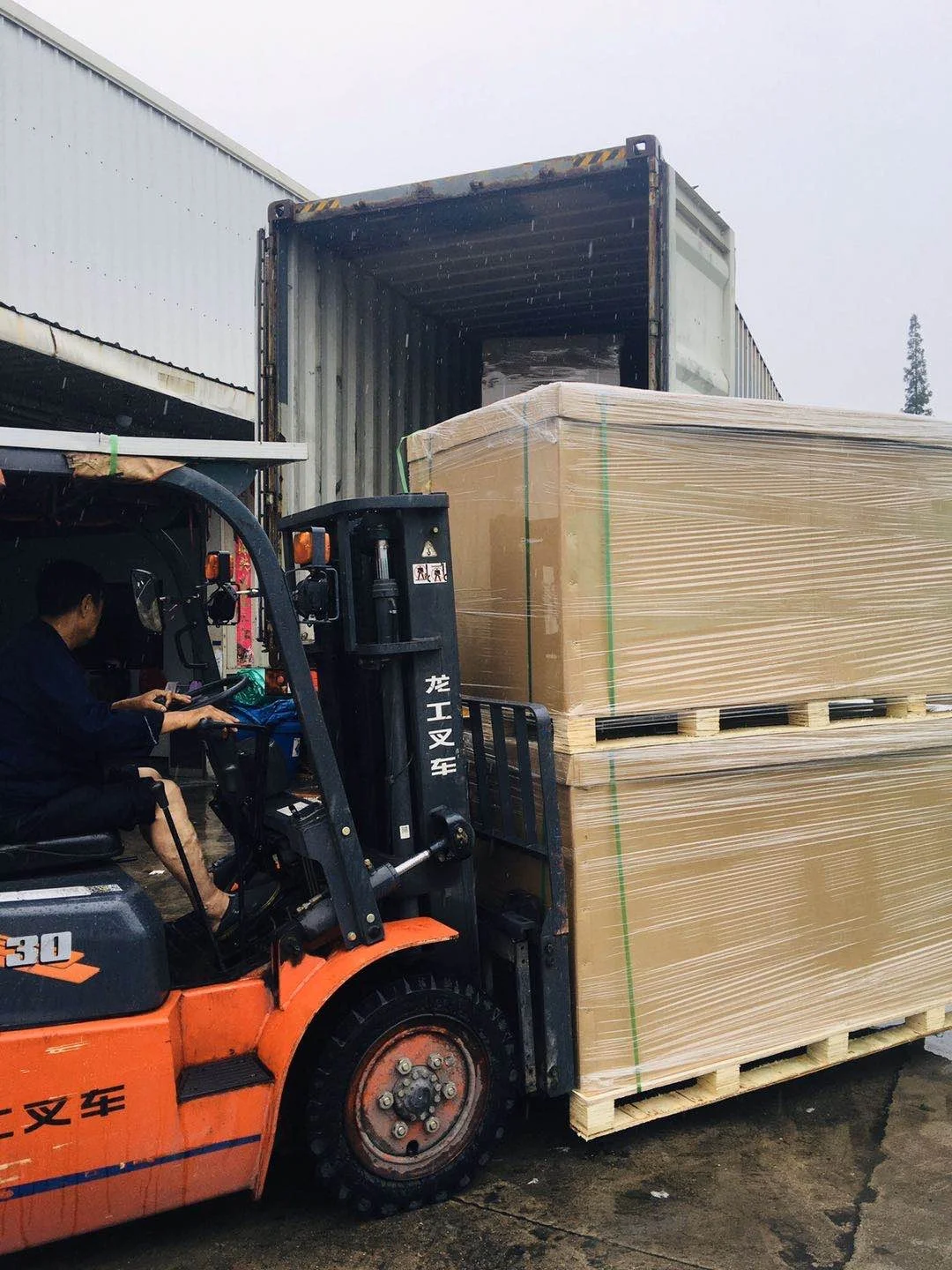 1.5kw 25kw 300w Solar Panel Price Philippines Solar Pv Panel 220w 235 Watt Rotterdam Mozambique Uae 4000w With Plug