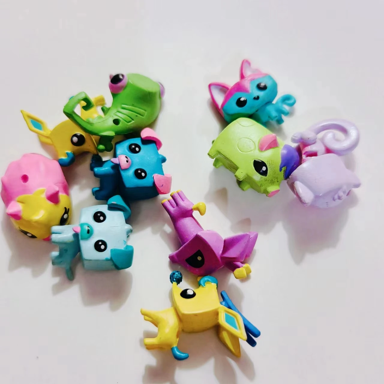 Wholesale DIY Resin Phone Case Mickey Stitch Keychain Pendant Cream Glue Miniature Cartoon Doll Toys Accessories Artificial