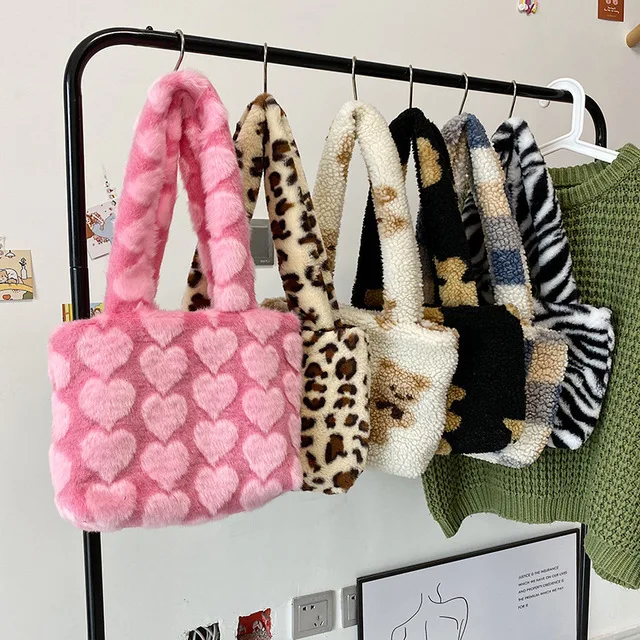 wholesale winter fashion new design Plush tote bag soft girl love leopard bear fur mini tote bags for girls