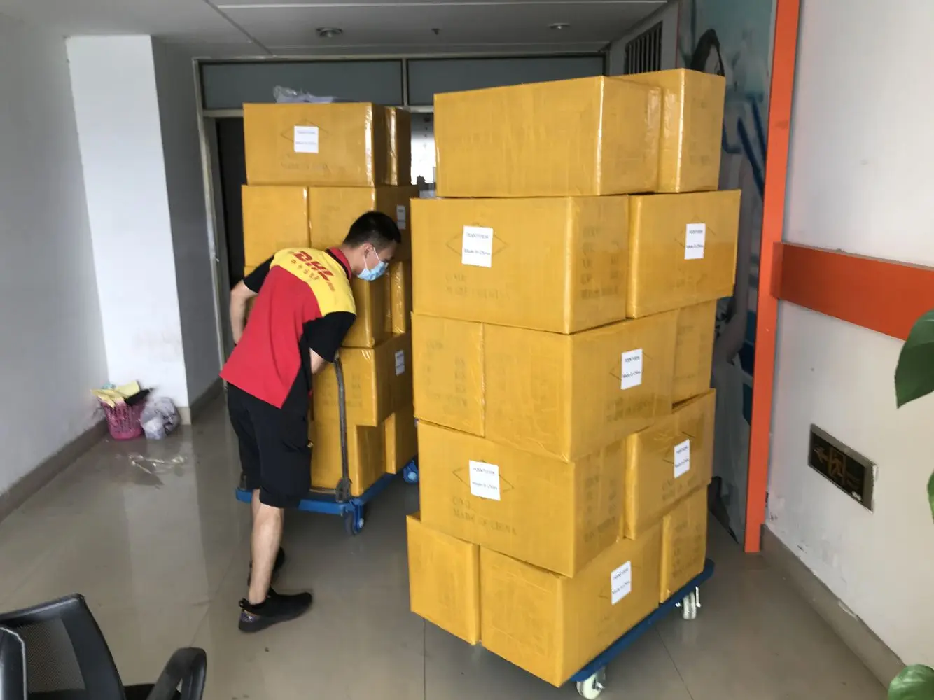  2021 Xicheng оптовая продажа шелковых полиэфирных блестящих мягких атласных дюрагов с индивидуальным логотипом для женщин и