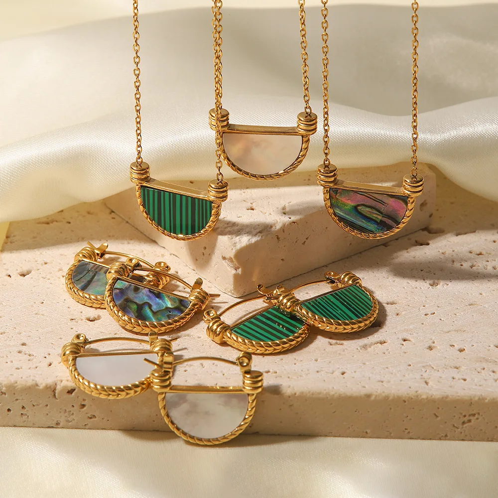 Fashion 18K Stainless Steel Fan Shape Green Malachite Symphony Abalone Basket Natural Shell Pendant Necklace