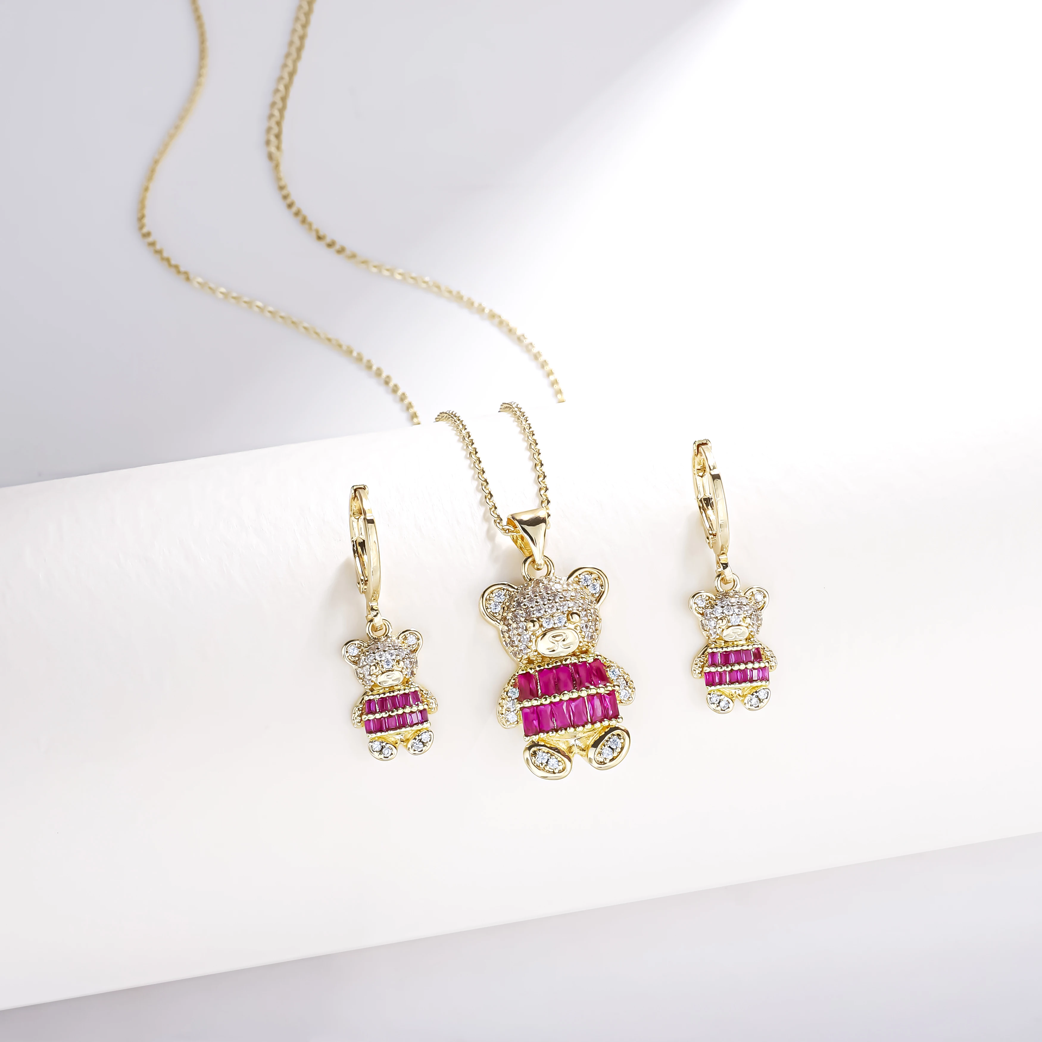 CM Jewelry Fashion Conjuntos De Joyeria 14K Gold Plated Women Jewelry Sets Zircon Earrings Pendant Necklace Cute Bear Sets
