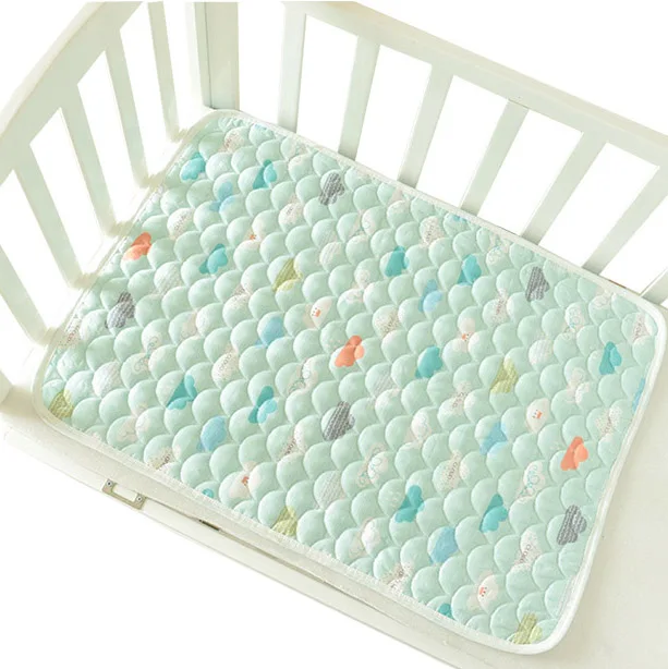 Factory Direct Muslin Cotton Fashion and Stylish Baby Changing Pad Washable Foldable Quilted Infant Urine Mat Cartoon Printing