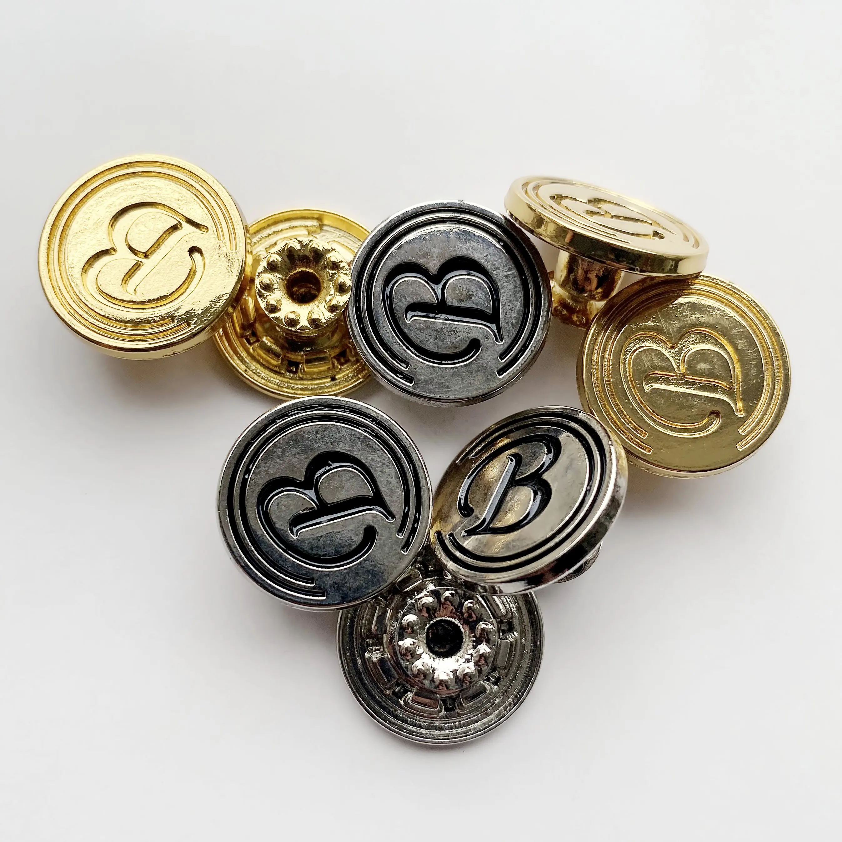 High Quality Custom Logo gold Accessories And Rivets Embossed Metal Jeans Button For Clothes