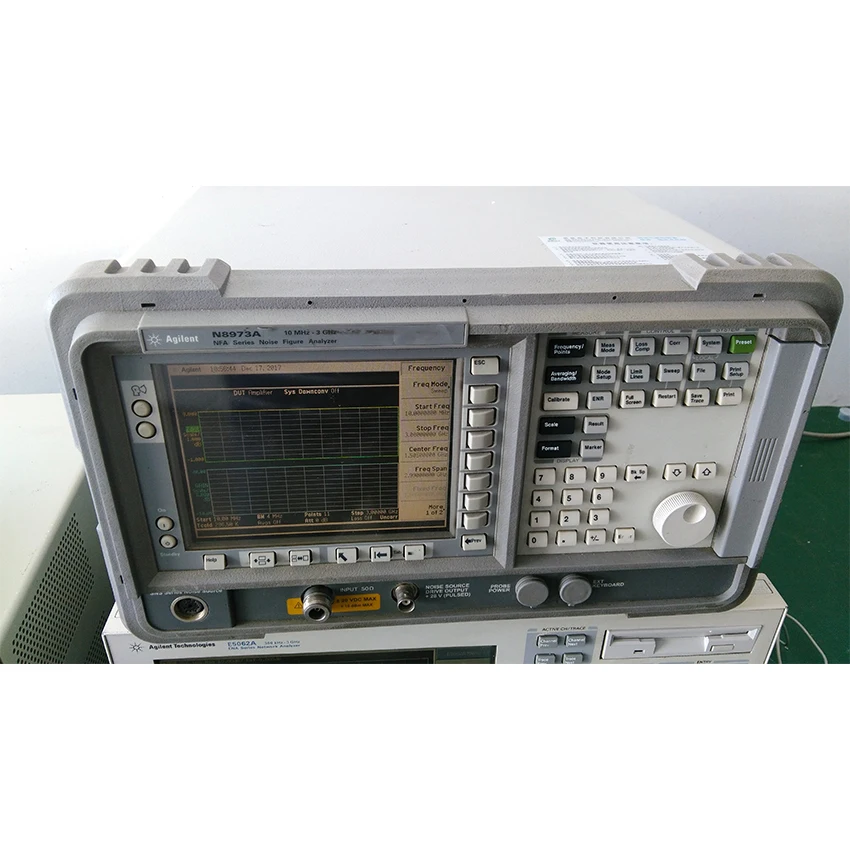 Анализатор уровня шума Keysight AGILENT серии hp N8973A NFA 10 МГц-3
