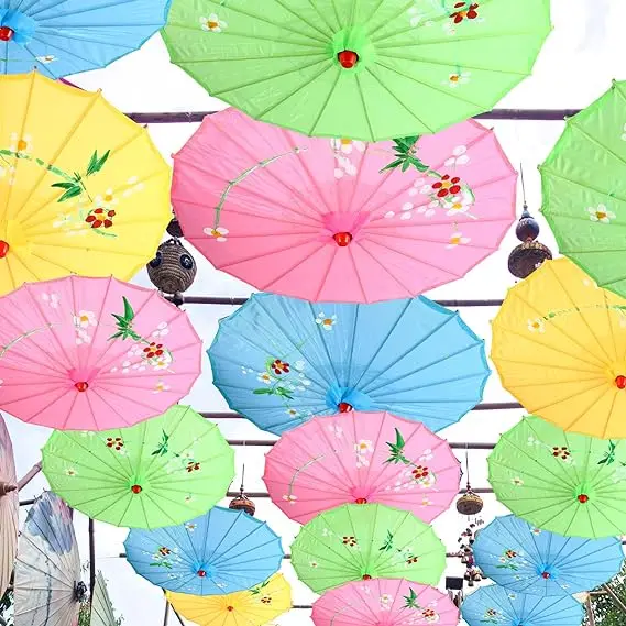 LS06 Cute Manual Opening Umbrella with 24K Oilpaper Panels Custom Logo Wooden Handle Party Holiday Decor  Straight Style