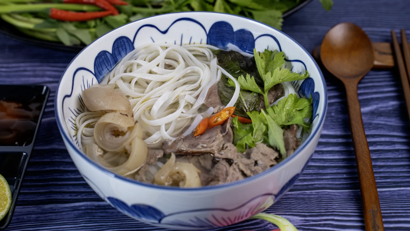 Hot Product Noodles High Quality Dried Rice Noodles Flat Noodles Made By 100% Vietnamese Rice