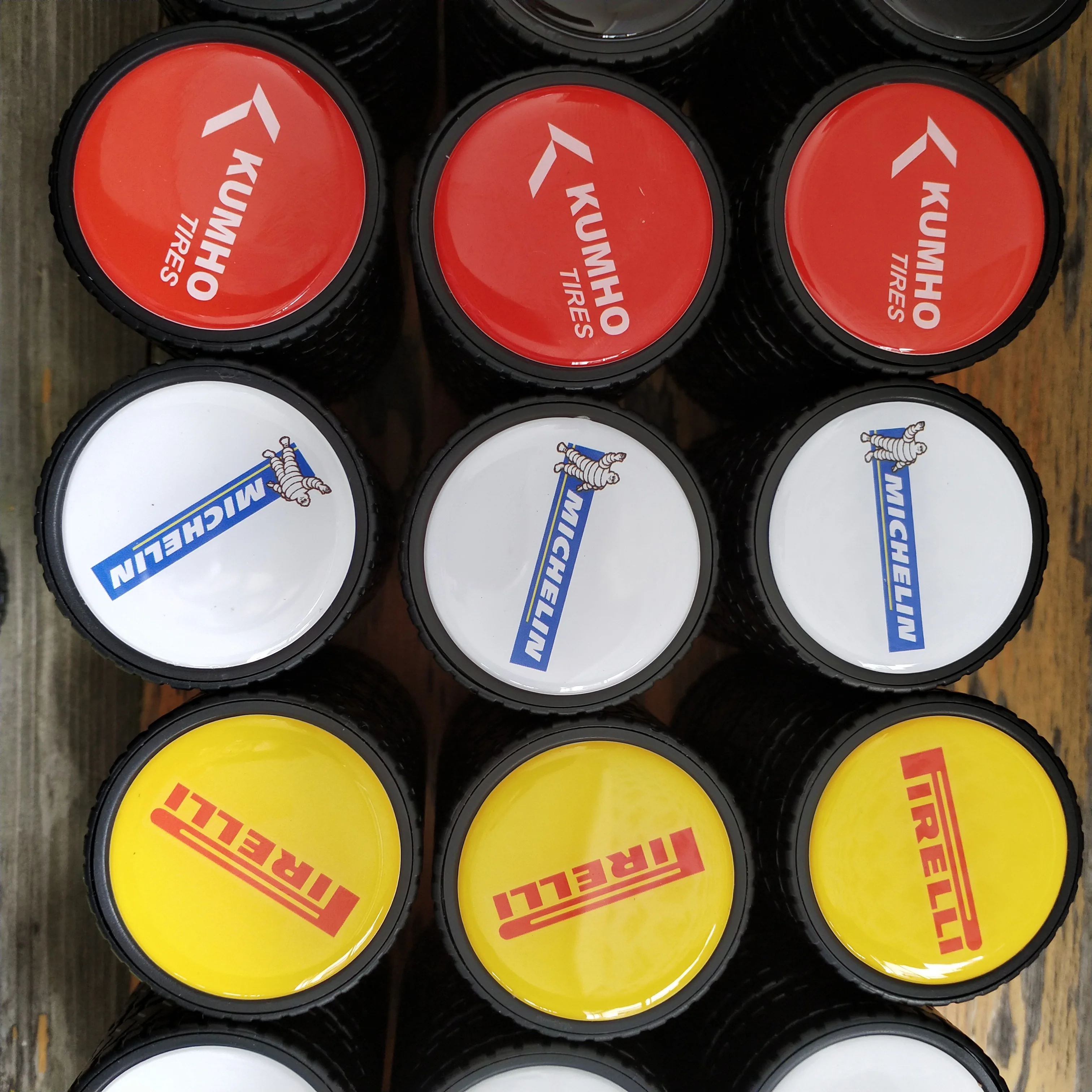 Штабелируемая шина, открывалка для бутылок, запатентованная открывалка для пива