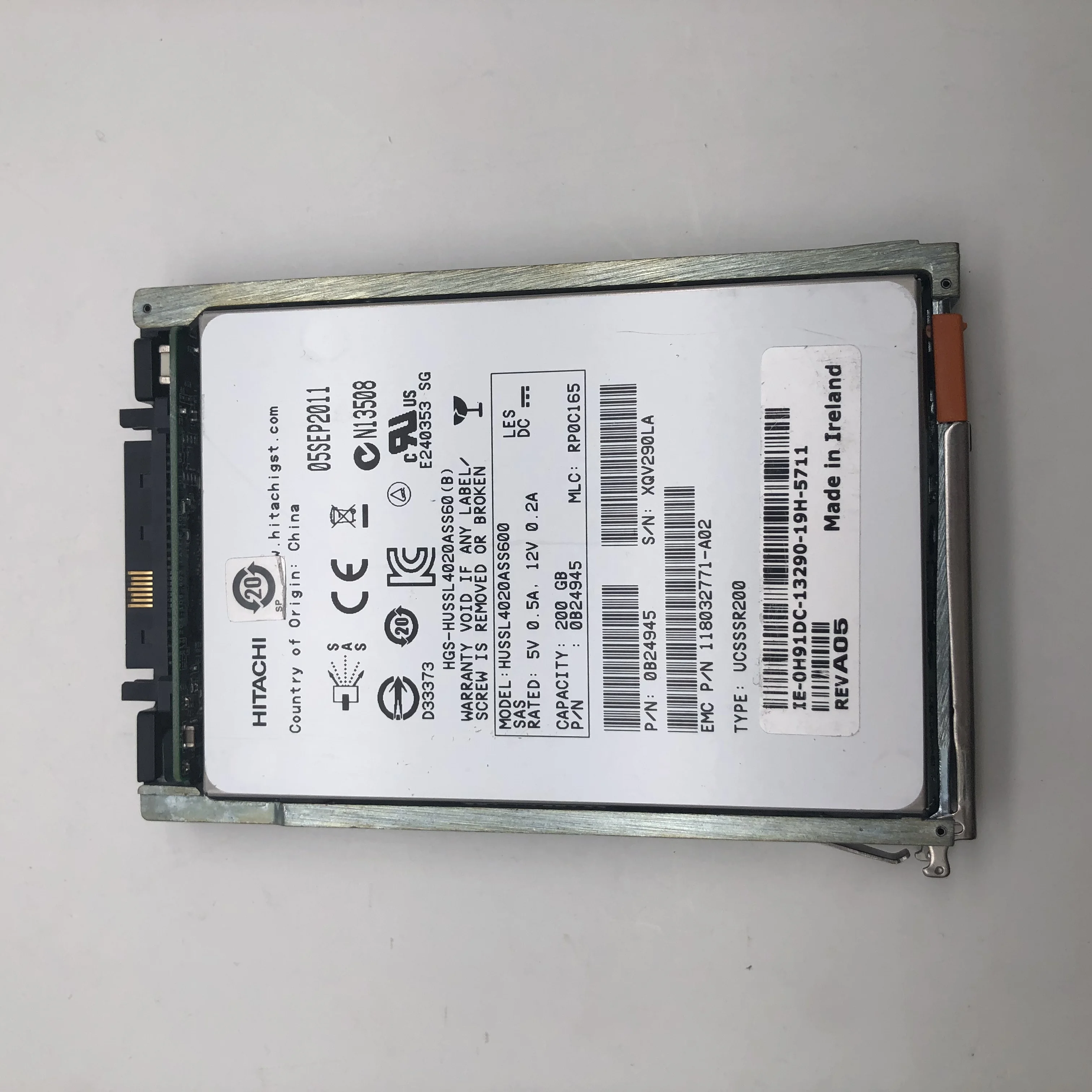 EMC VX-2S6F-200 200G 6Gb SAS 2.5 SSD 005053277 VNX5500 VNX5700 VNX7500