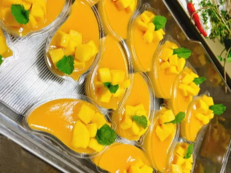 Transparent Plastic Mango Shaped Blister Mousse Cake Dessert Box Plastic Baking Packaging Boxes