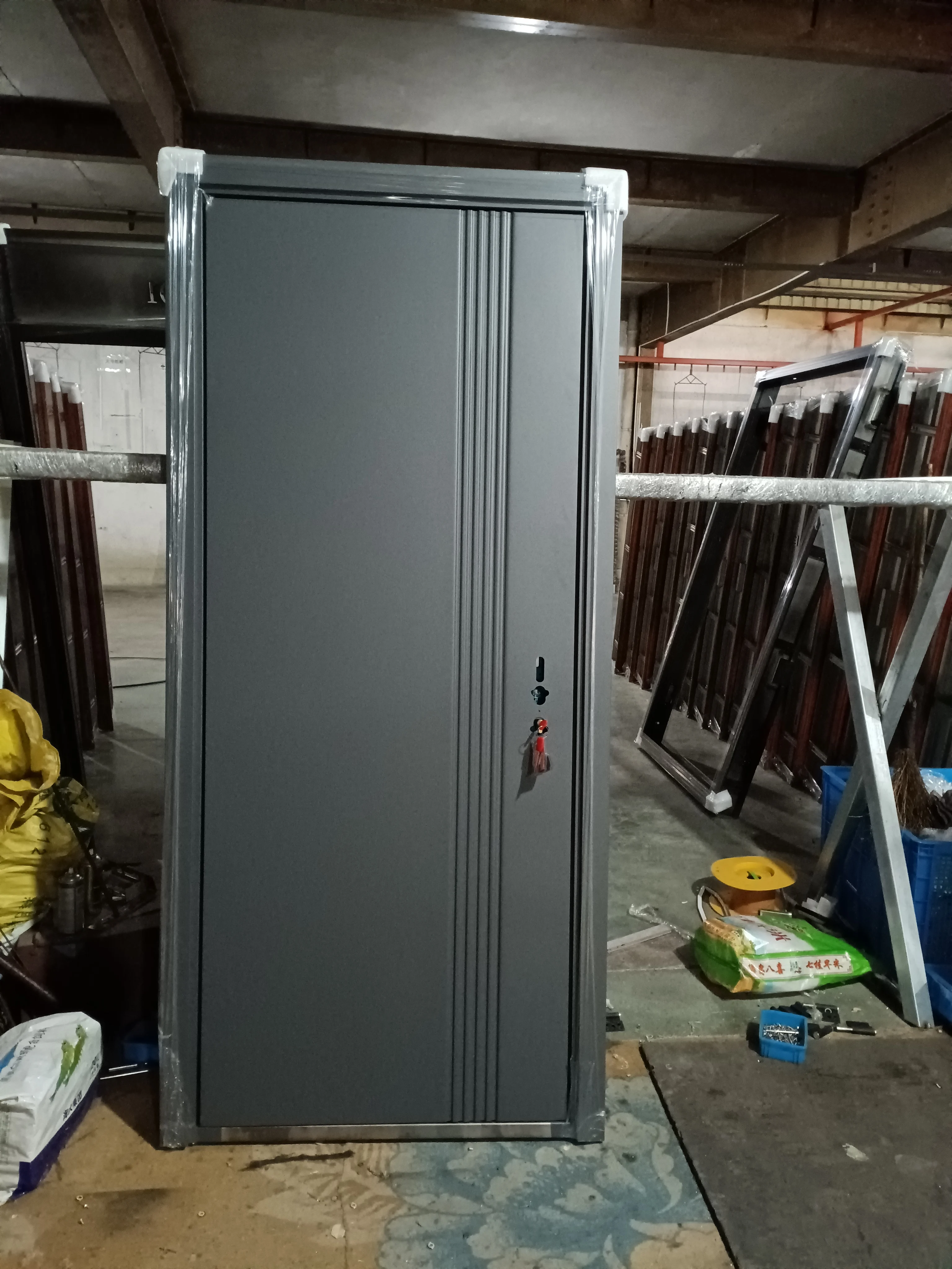 AIAOV China market manufacturers wholesale price main entrance steel security door
