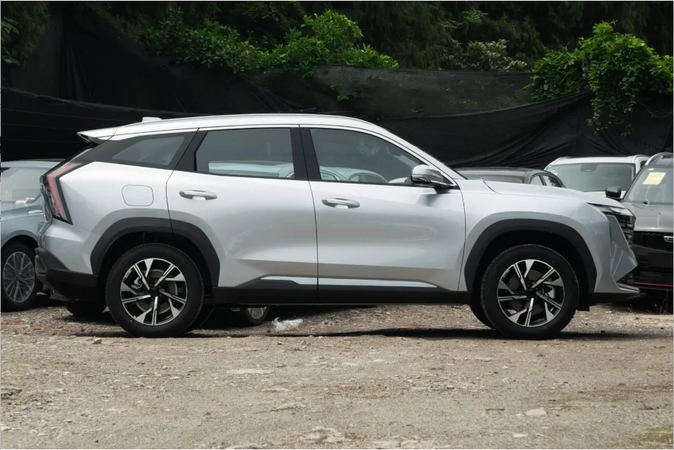 Geely Boyue-воплощение современной изысканности воплощение роскоши комфорта и передовых технологий. Новый автомобиль