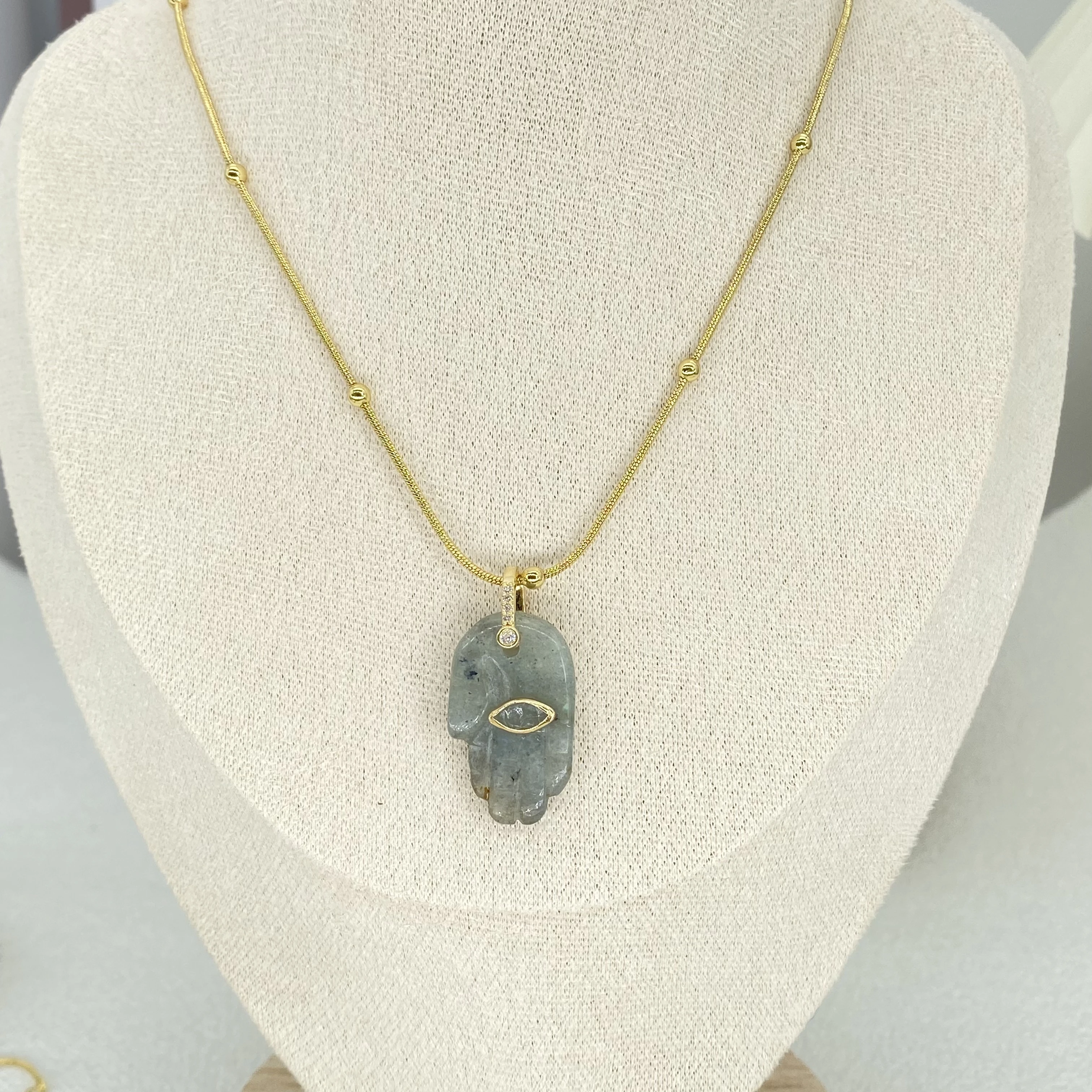 2024 INS HOT Fashion Jewelry Necklace Eye Evil with Diamond Gold Chain Palm Charm Pendant Necklace for Women Man Couple Gifts