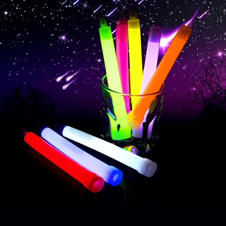 Disposable 6-inch Glow Sticks 6-inch Glow Sticks Night Lighting 15*150MM Outdoor Camping Adventure Light Emitting Concert Toys
