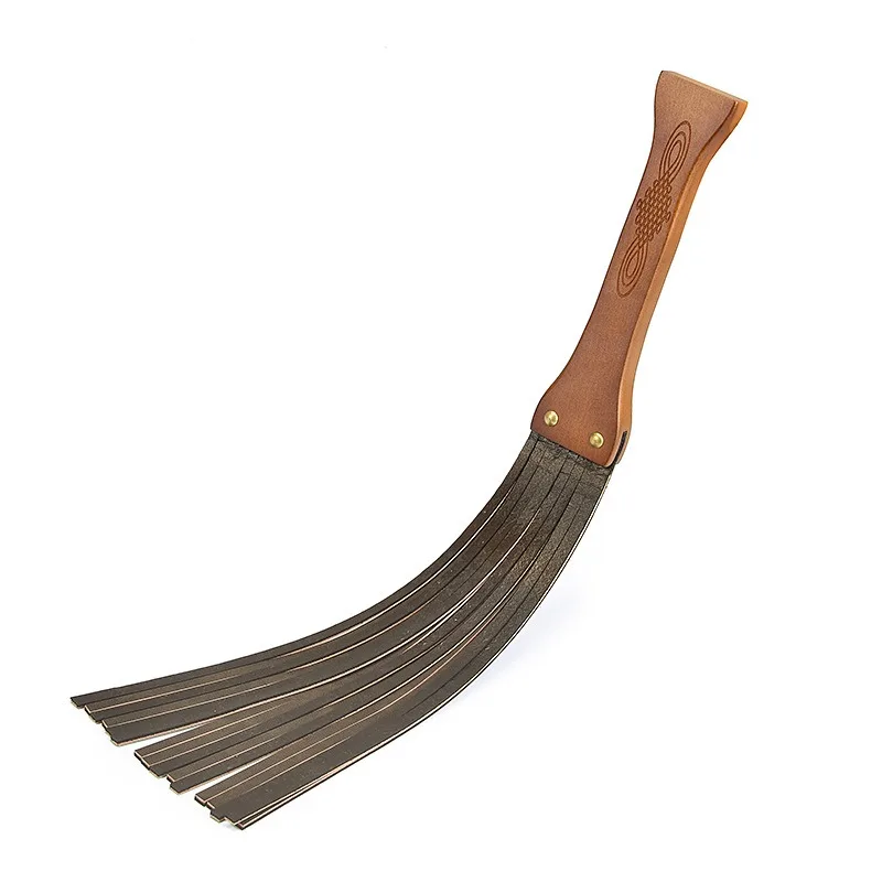 Train slaves The foreplay of passion Handmadescattered Old-fashioned wood bumpy leather surface punishement whip for Couple