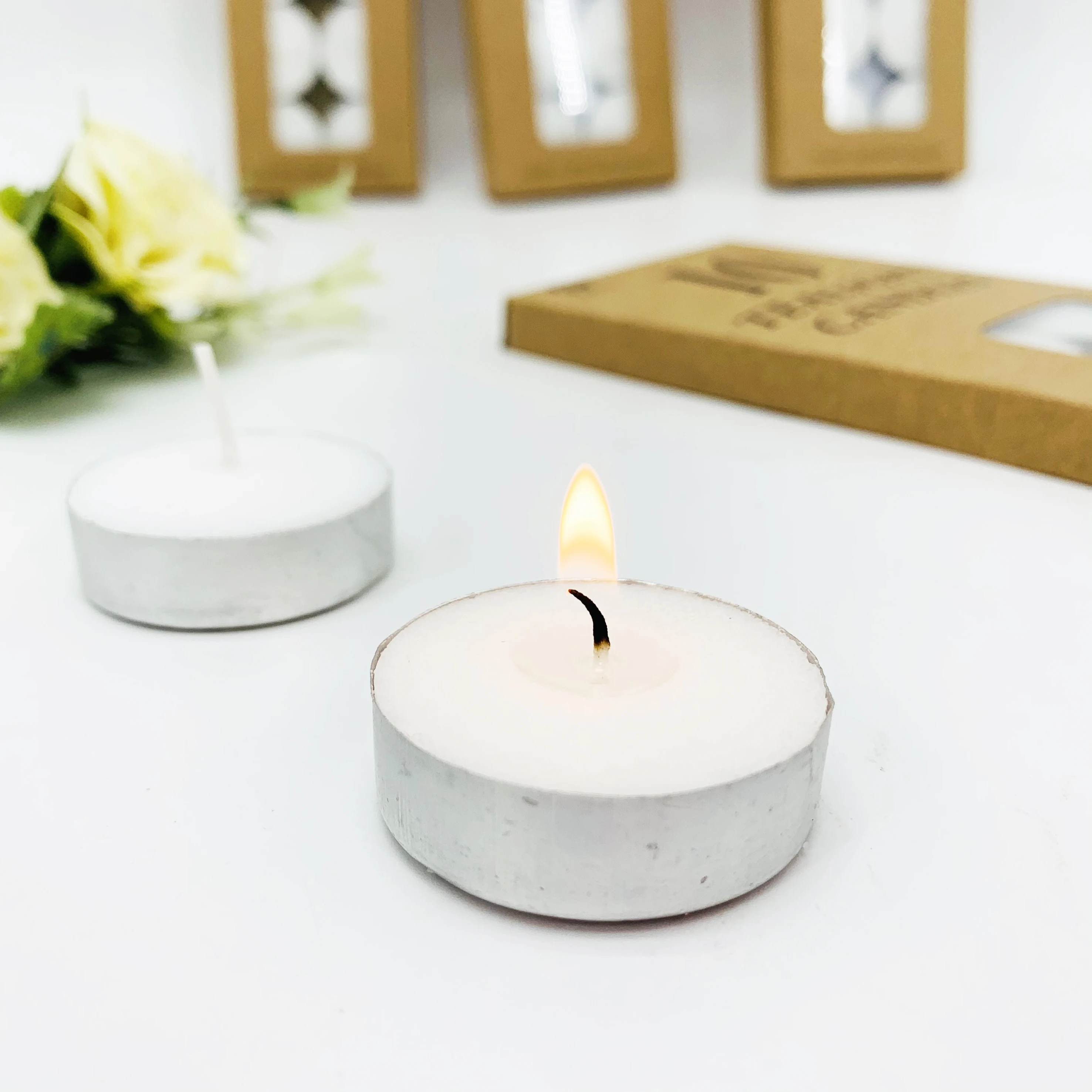 Wholesale 20 Pack Unscent Paraffin Wax White Tealight Candles For Shabbat Weddings Christmas Home Decorative