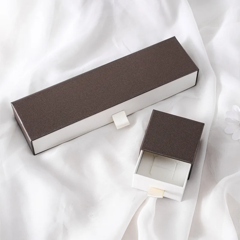 Custom Logo Packaging Cases For Jewelry Organizer Paper Jewelry Box Gift Boxes