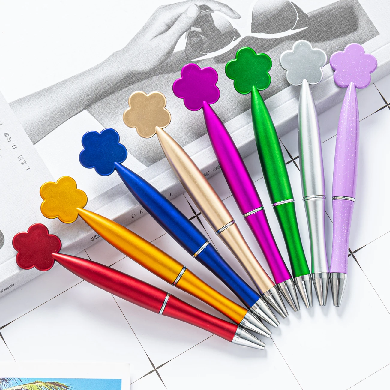 Wholesale Plastic Funny Gift Flower Shape Ballpoint Pens Custom Logo Top Flower Plastic Pen