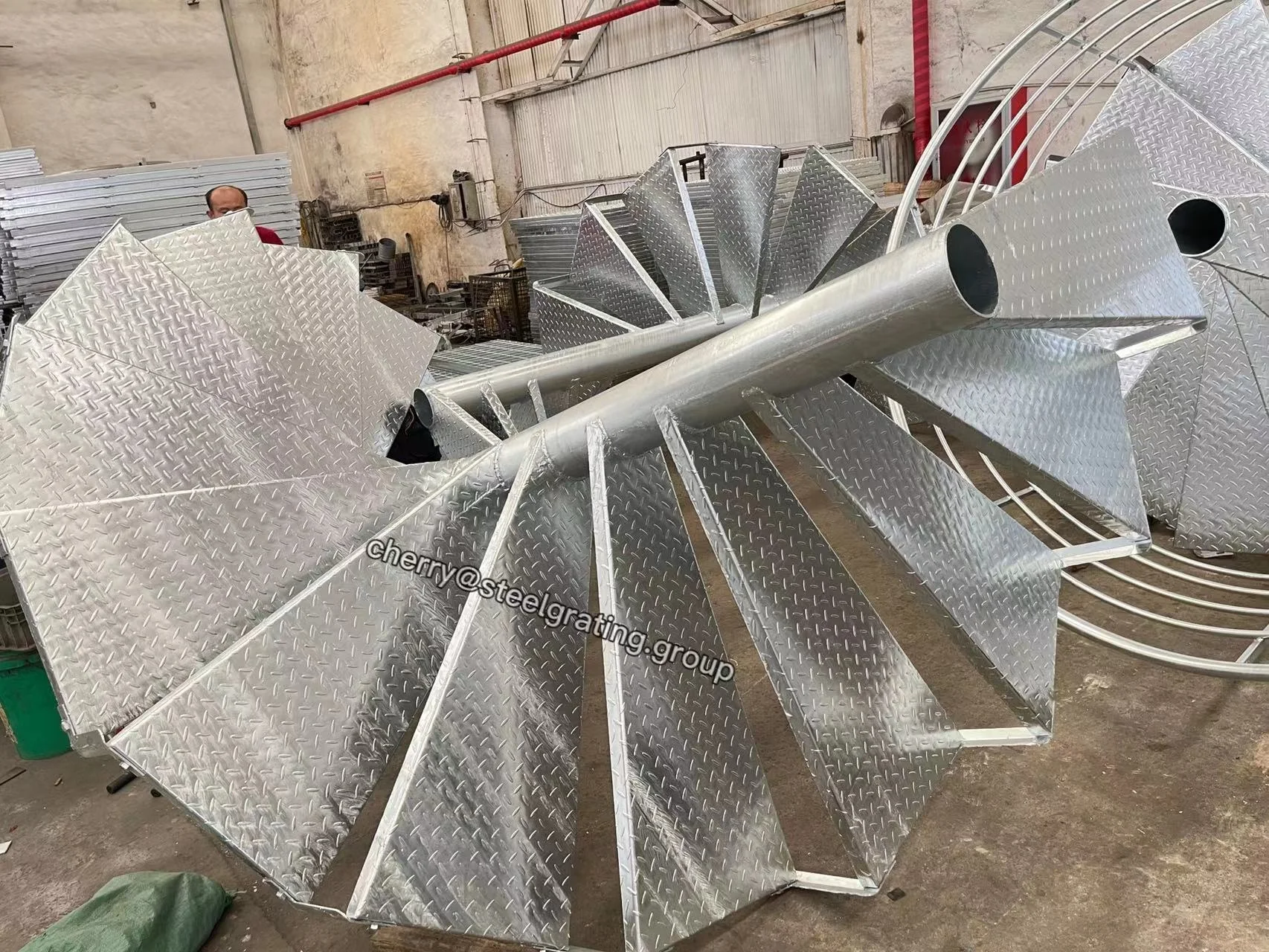 High Quality Wholesale Nice Appearance Non-Slip Water Permeable Ditch Cover Steel Ladder