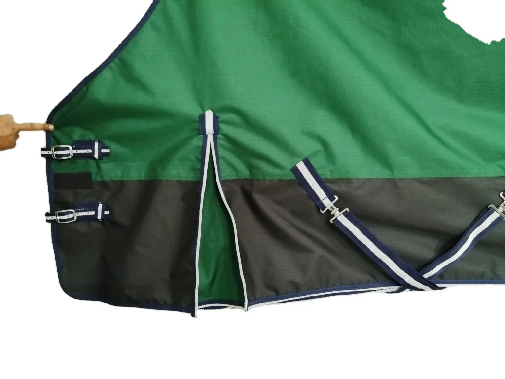 High Quality 600 Denier Horse Rug Waterproof Turnout Rug with Durable Cotton Fill Canvas Shell Long Lasting Winter Horse Outfit