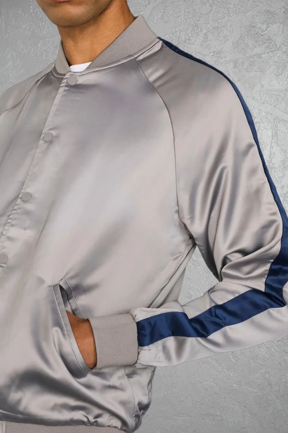 New custom men winter polyester shiny jackets for men stylish patched bomber jacket