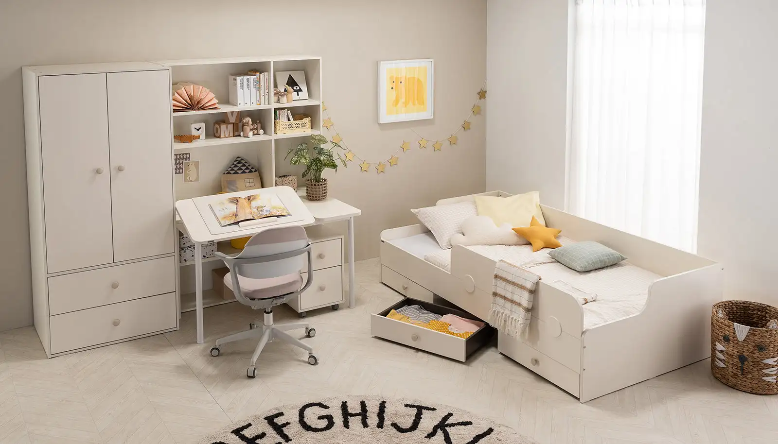 LM KIDS New Zealand pine can be customizable logo bedroom high quality modern design children storage beds