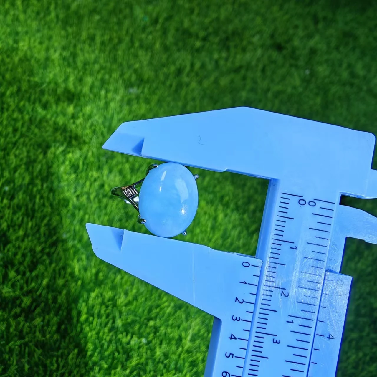 Wholesale Crystal Jewelry Ring Gemstone Rings Aquamarine Rings for Love Gifts