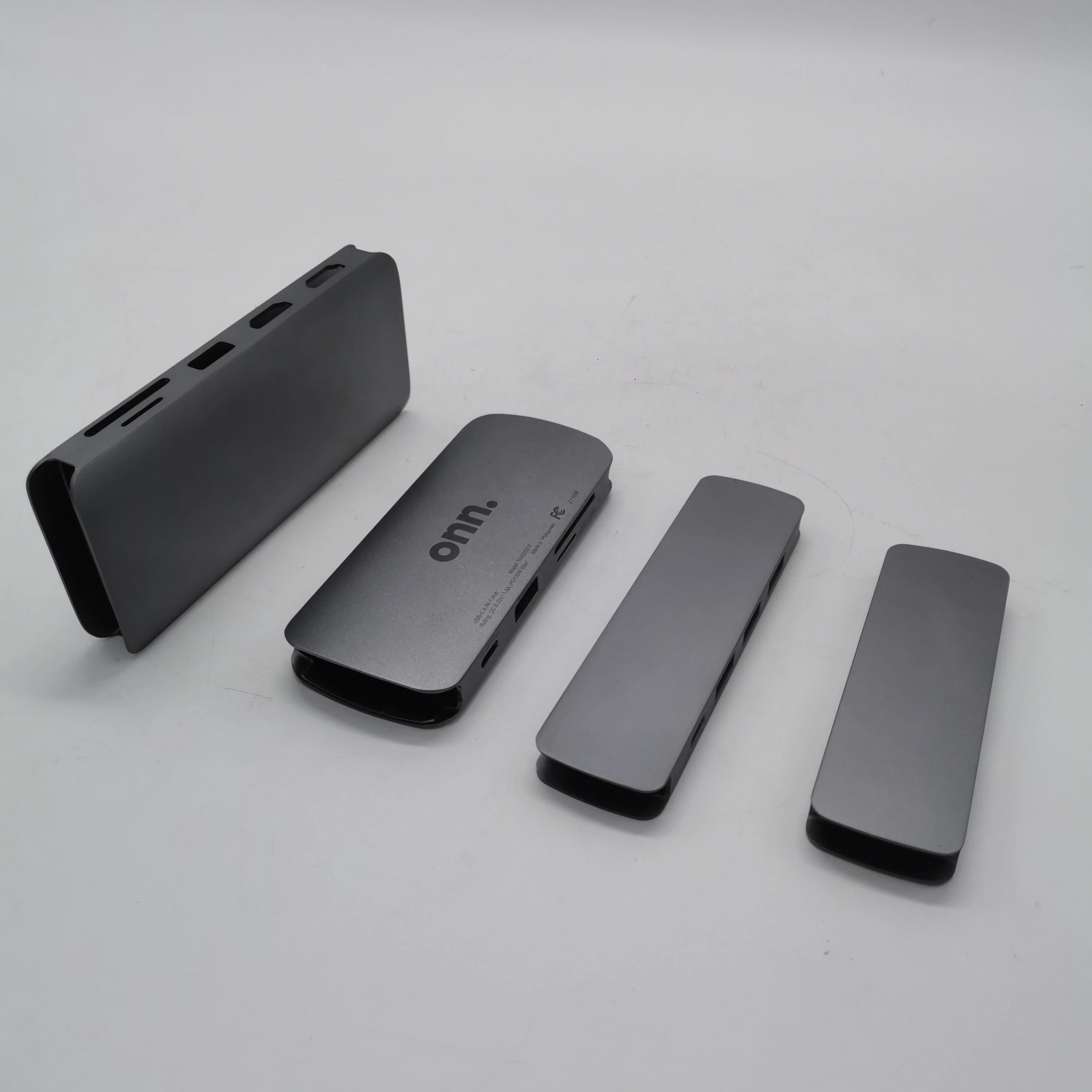 Алюминиевый экструдированный металлический корпус под заказ для USB-концентратора с многофункциональными портами в деловом стиле серые анодированные