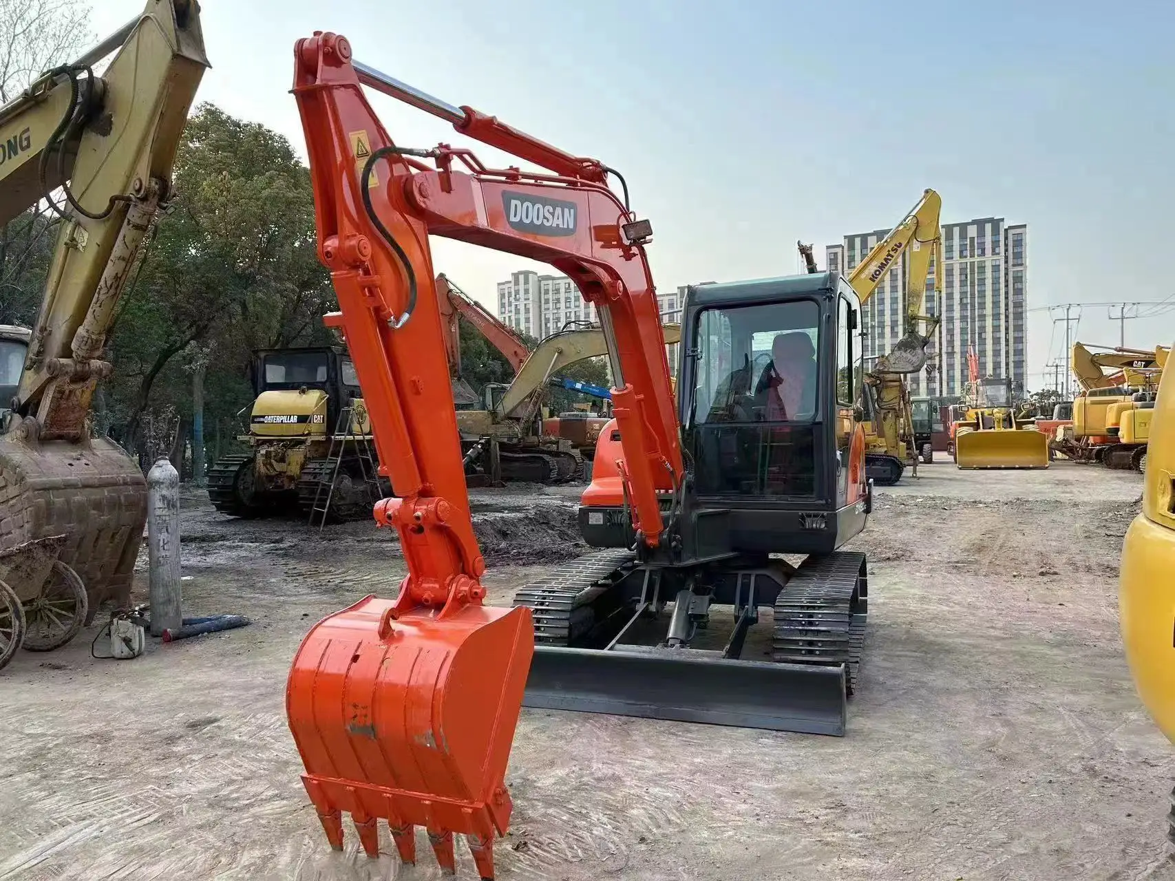 wholesale second hand dx60 DX60-5B DX60-9C DX60R used doosan excavator