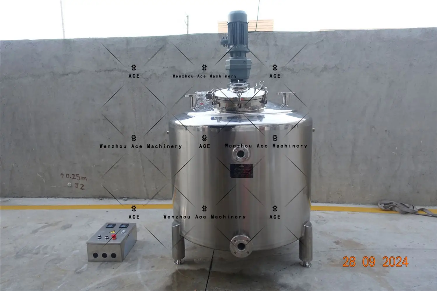 High Shear Mixing Tank And Pump Equipment - Mobile Mixer With 0.37-9.2Kw Power Factory Supply Mixing Machine