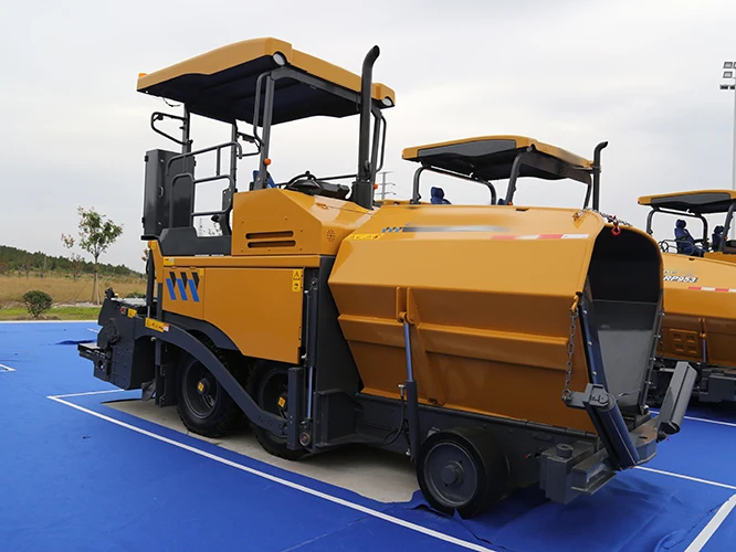 ORIEMAC Road Construction Machinery 4M Asphalt Paver RP403 RP405 Pavers Outdoor